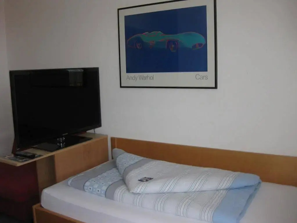 City Hotel