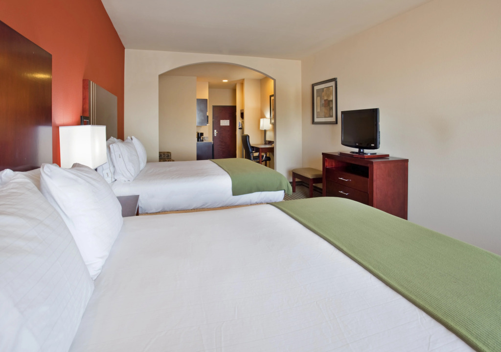 Holiday Inn Express & Suites Guthrie North Edmond by IHG