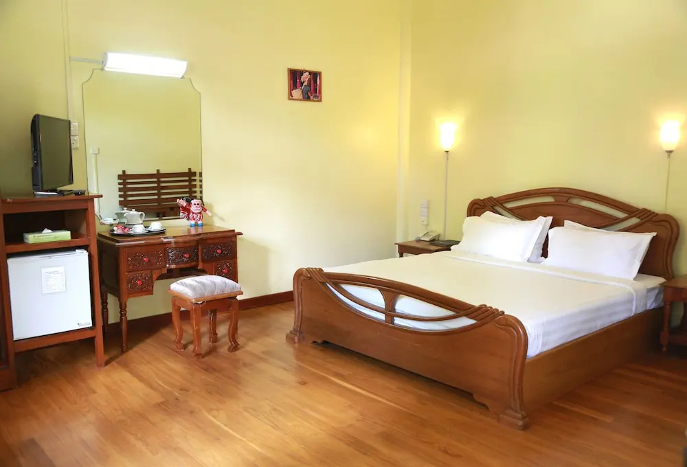Thante Nyaung U Hotel