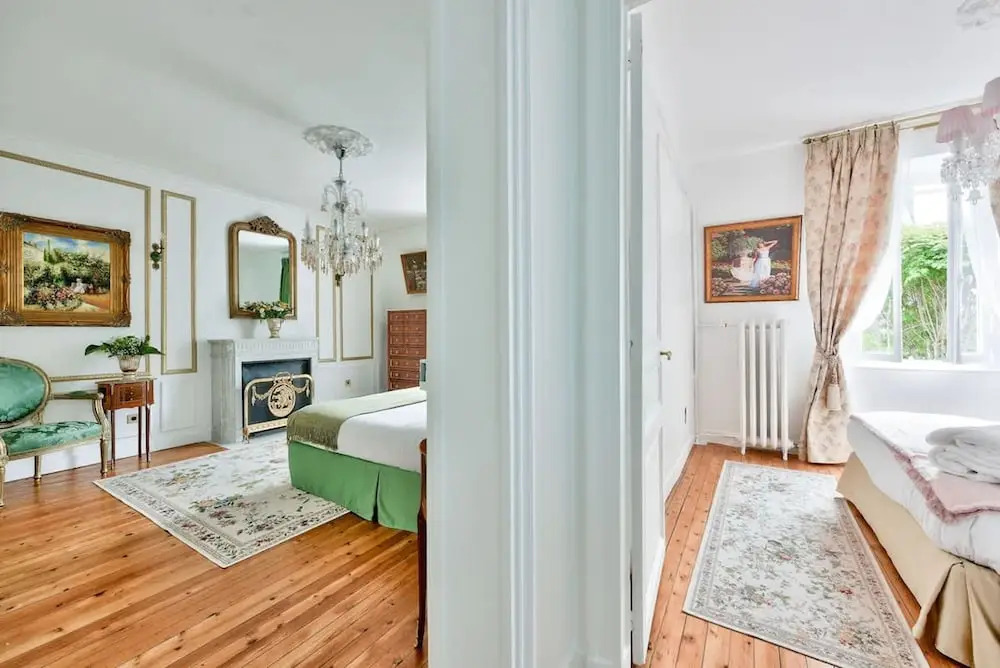Noble Luxury Residence in the Heart of Paris