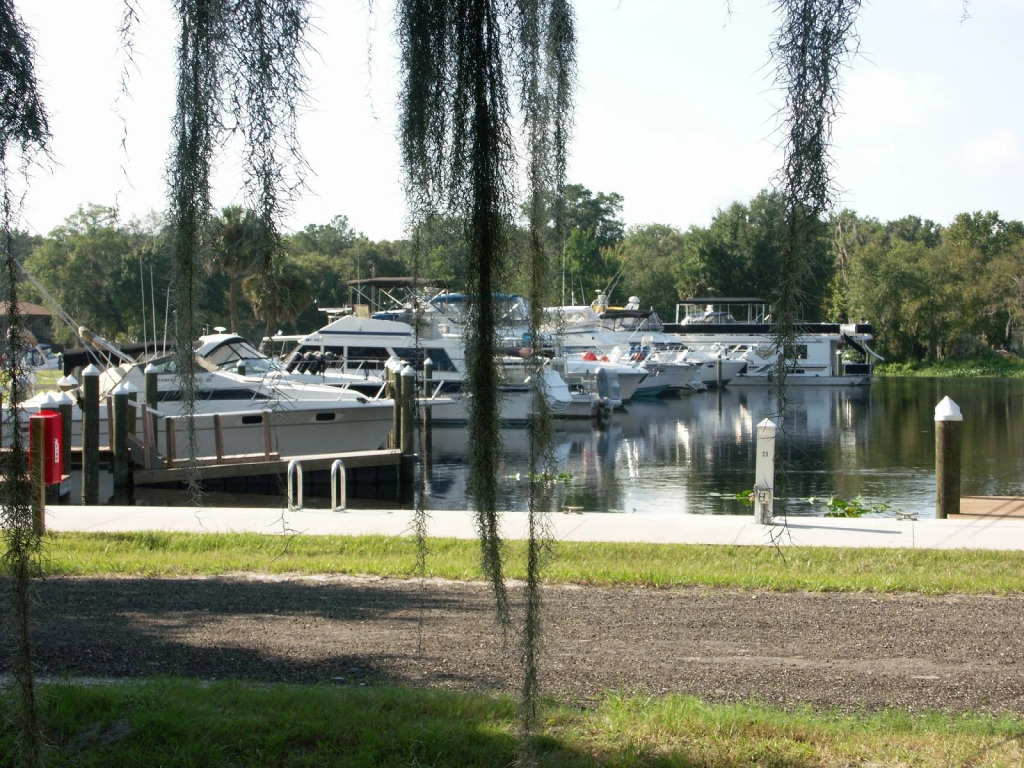 Port of Call Yacht Club at Astor Bridge Marina & Hotel