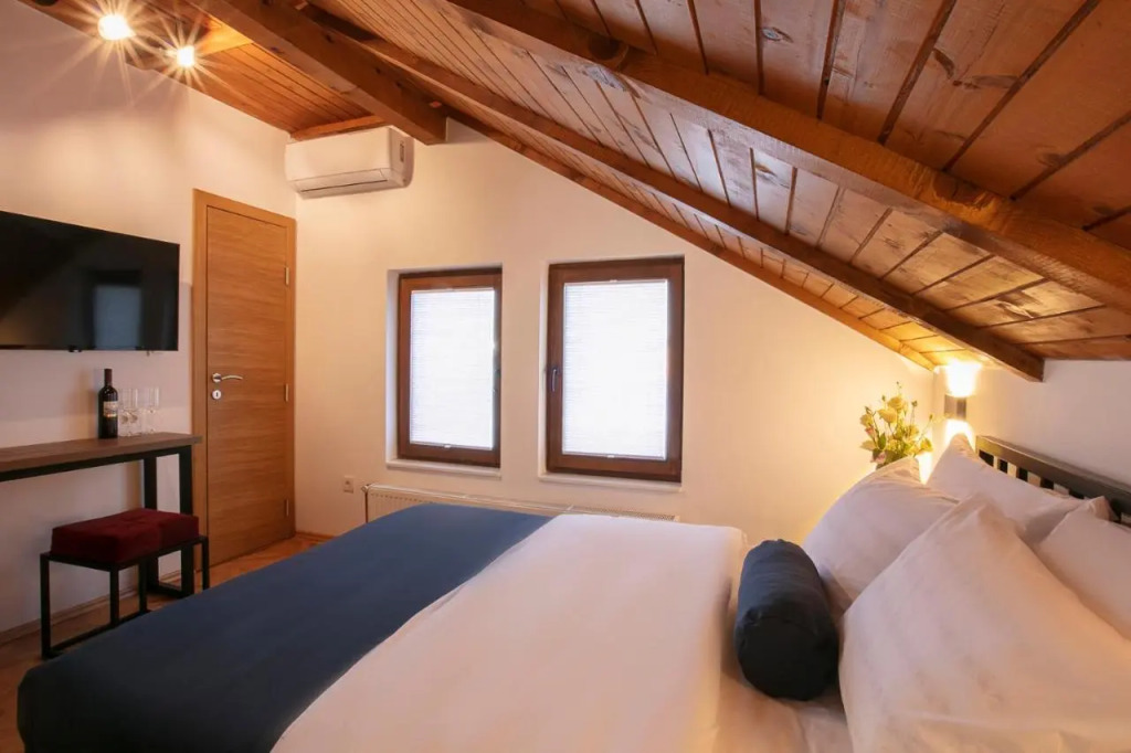 Grand Boutique Hotel