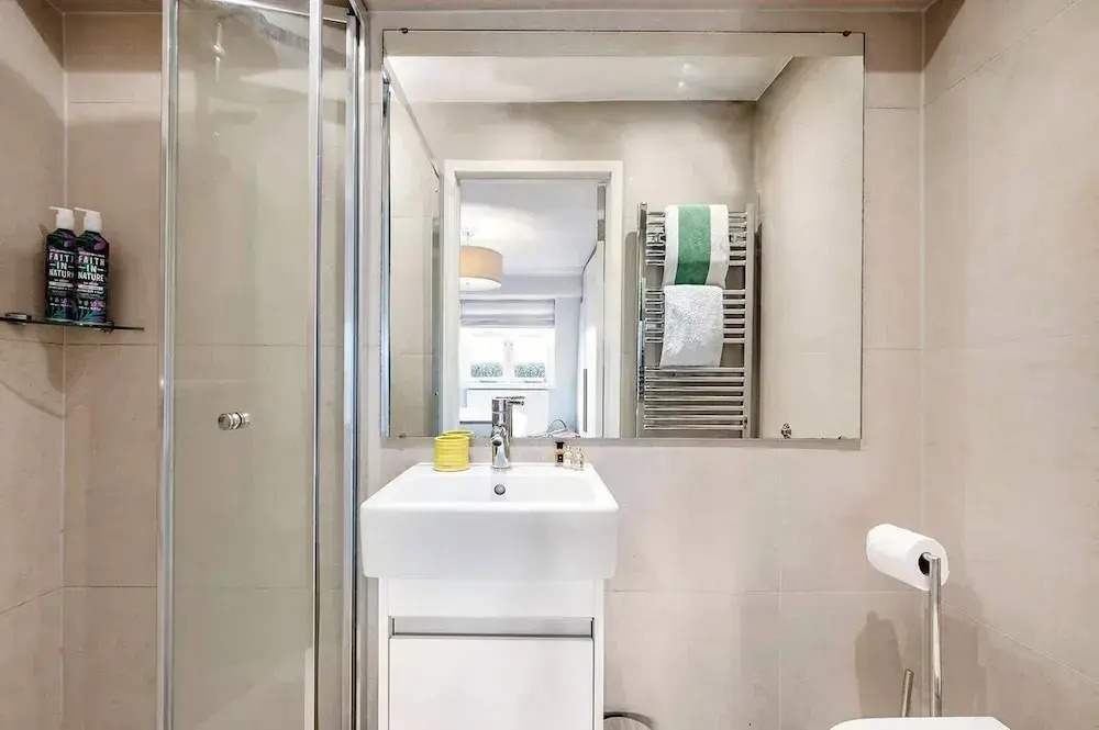 The Light Chambers Notting Hill- by Out of Office Lifestyle