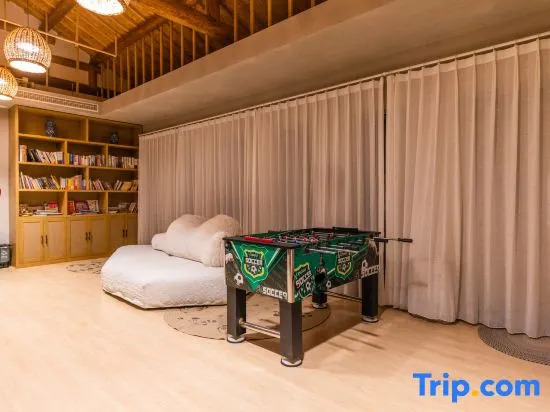 Zhenshun Yunfang Tangquan Art Hotel