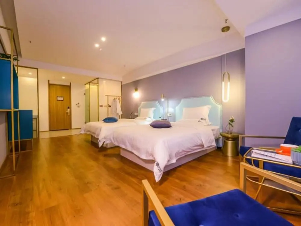 Weiyang Creative Hotel Chongqing Nanbin