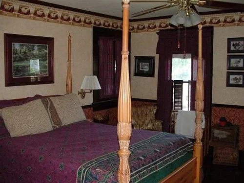 The Hale House Inn