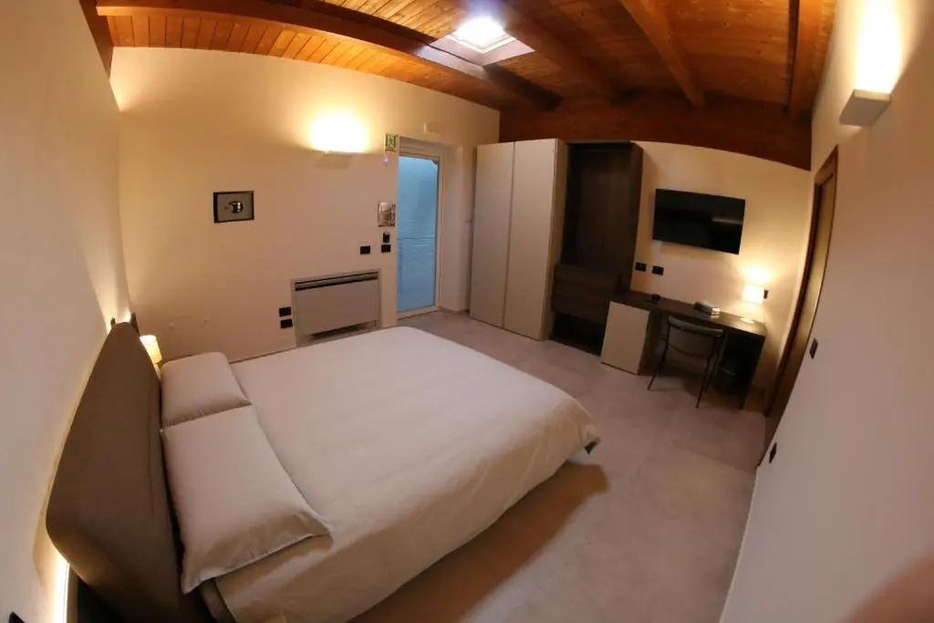 Mirkos house