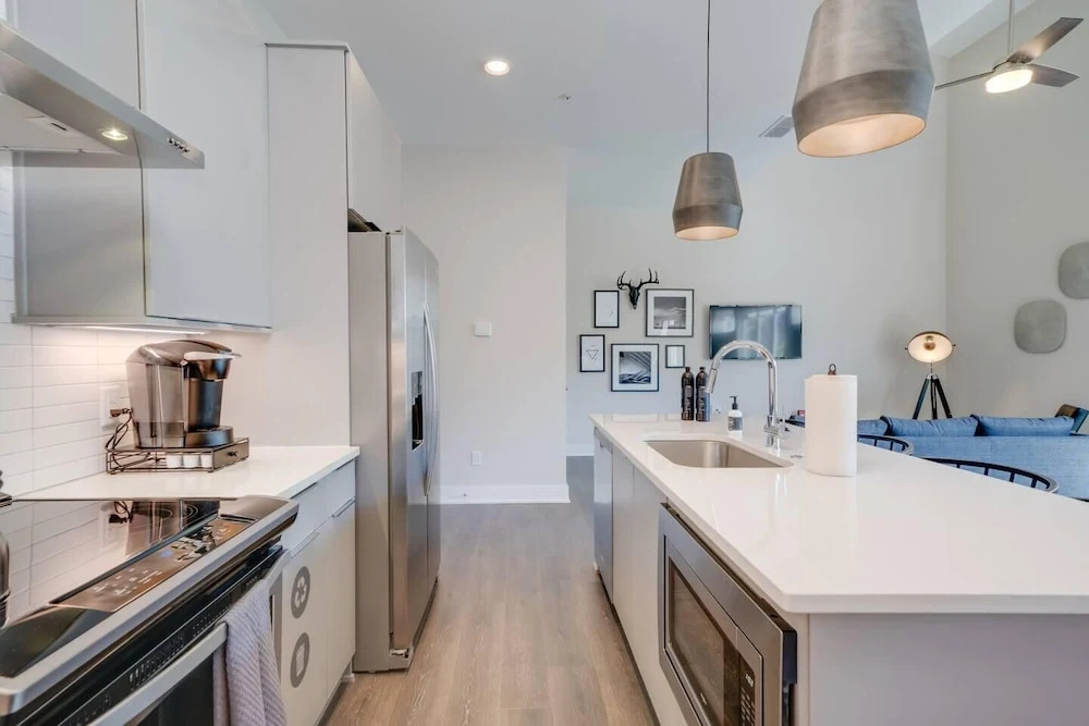 Jurny - Vanderbilt West End Luxury Flats