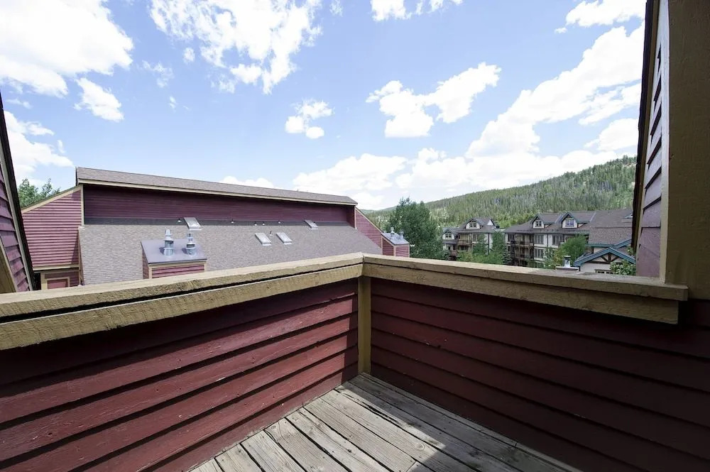 Base 9 Aprés Ski Condo: Stroll To Slopes, Downtown