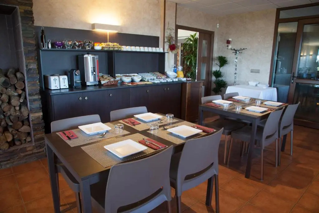 Hotel Albergue La Casa Del Peregrino