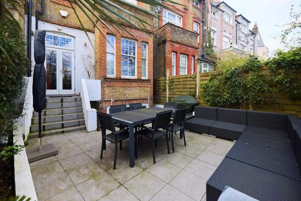 The Clapham Crib - Spacious 4bdr House With Patio
