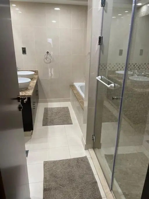Balqis Residense Palm Jumeirah,Pool, Beach, Top floor, Full sea view, Restaurants