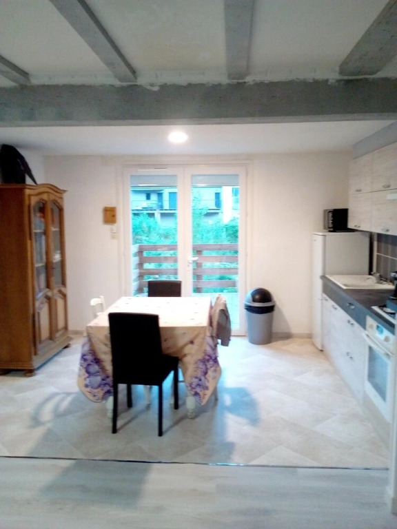 Apartment With one Bedroom in Donzère, With Shared Pool, Enclosed Garden and Wifi