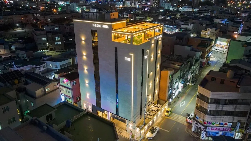 Theone Hotel