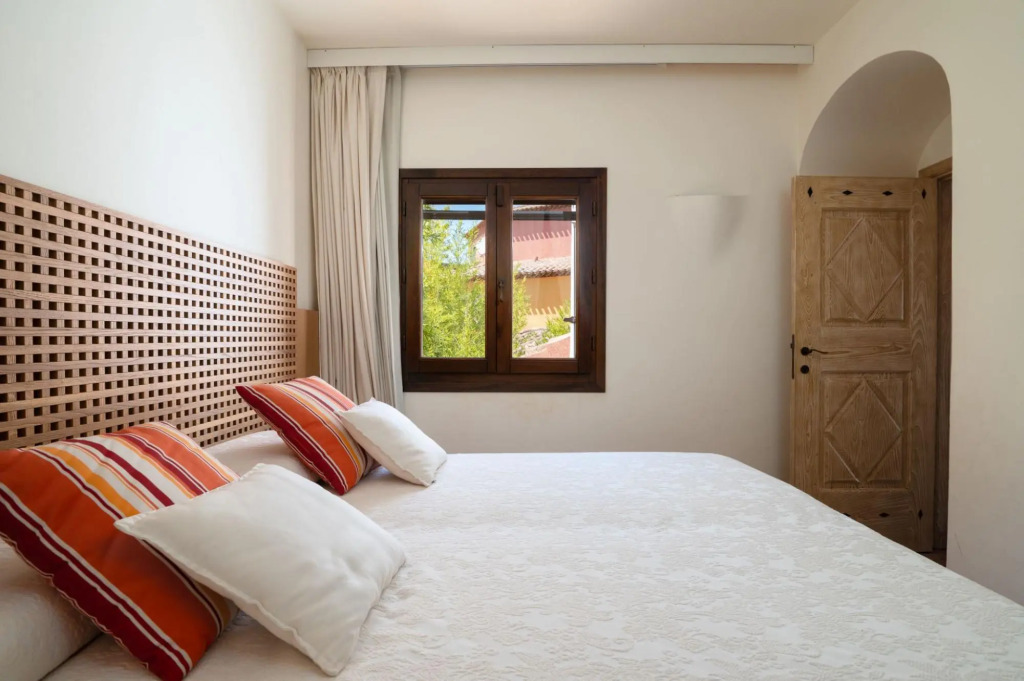 The Tavolara apartment is a very spacious three-room apartment (about 100 square meters) consisting-Tavolara