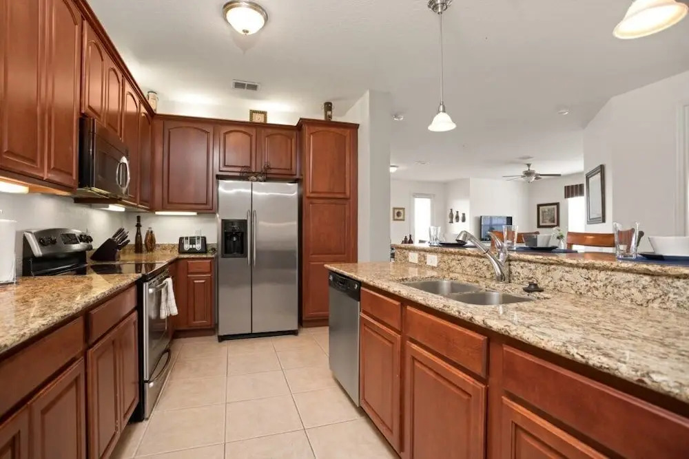 Lake View Panorama 3 Bedroom Condo