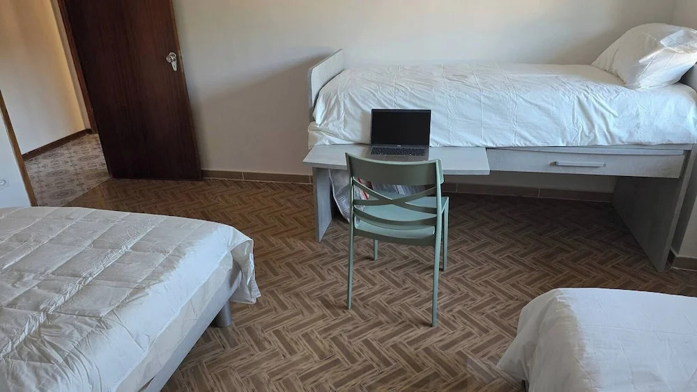 Lakeview Balcony Apartment in Bolsena