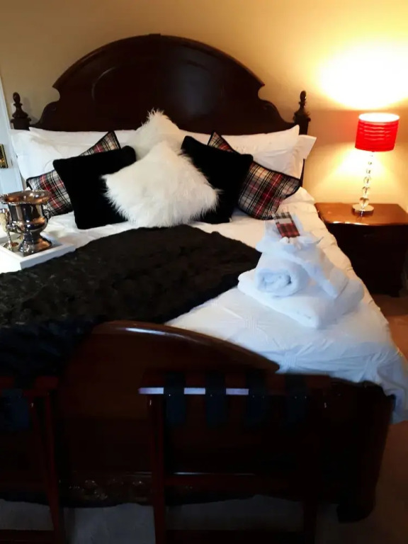 The Tartan House B & B