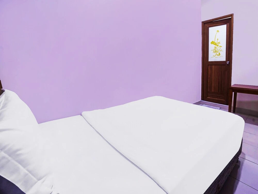 Hotel O Night Queen salak Tinggi