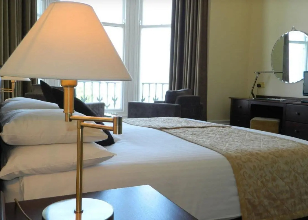 Weston Hotel