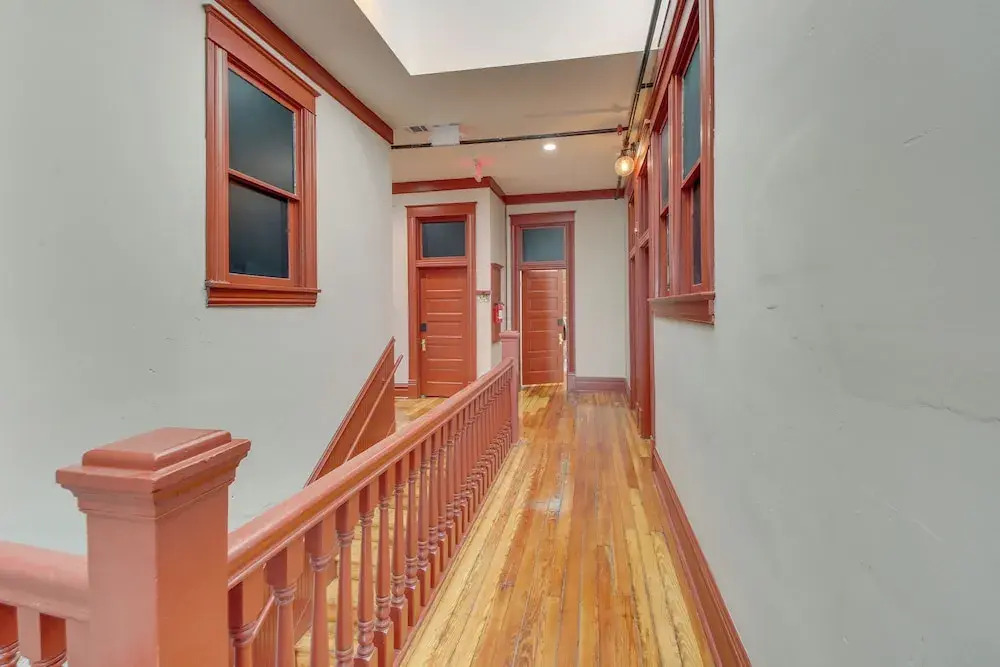 Modern Downtown Hot Springs Vacation Rental!