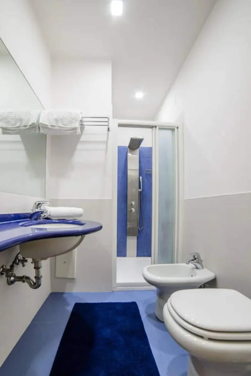 Riviera Luxury Suites