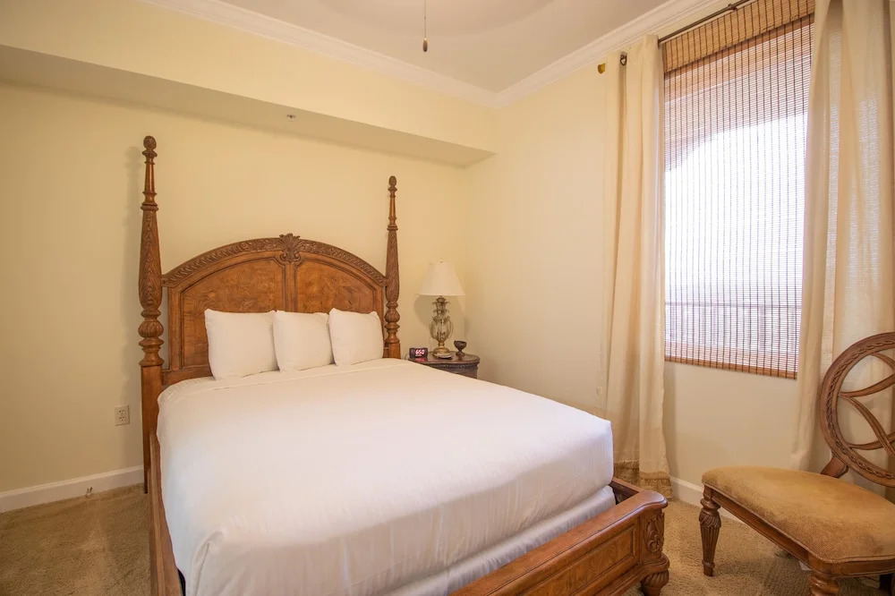 Sienna 1203 Penthouse