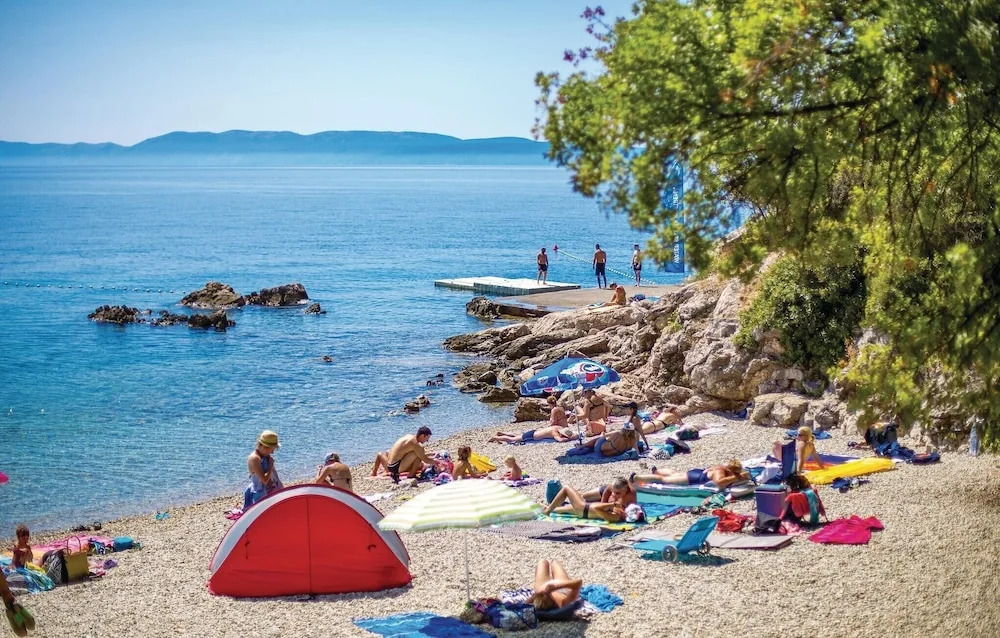 Nice Home in Kostrena With Wifi and 1 Bedrooms