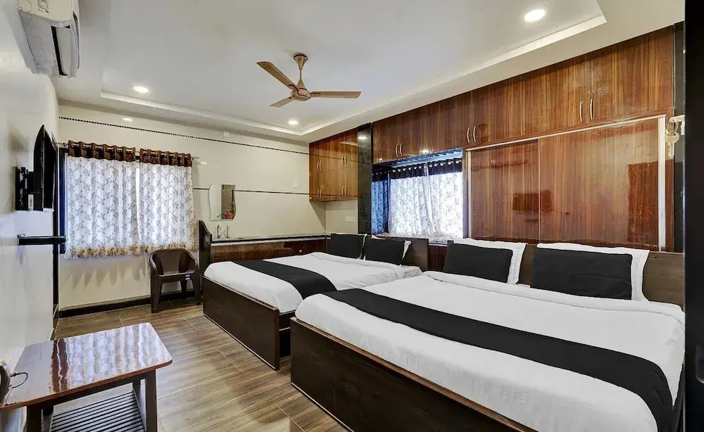 Medi Konda Grand