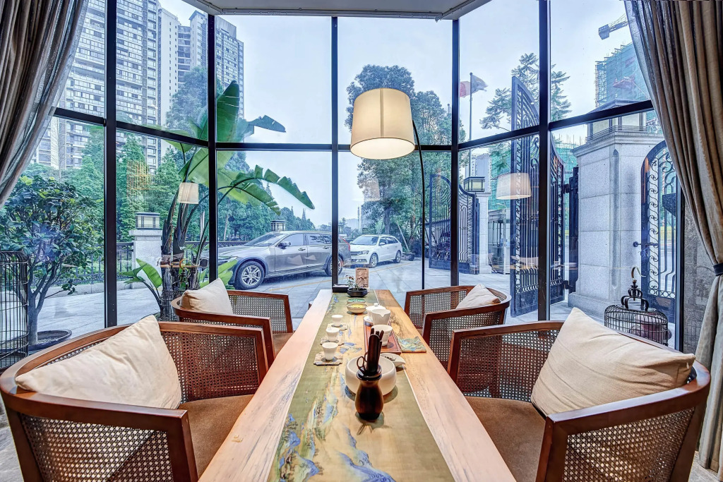 Leshan Ramada Hotel
