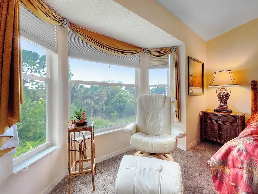 Stoneybrook Condo #926