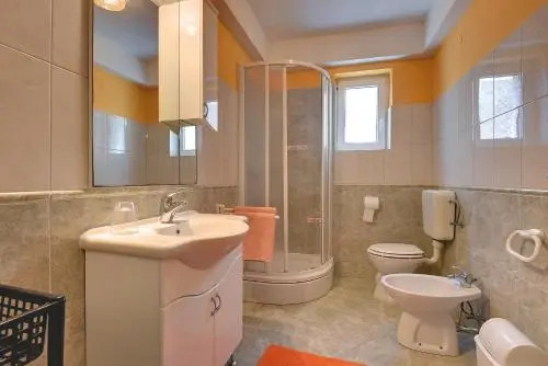Apartments Metti