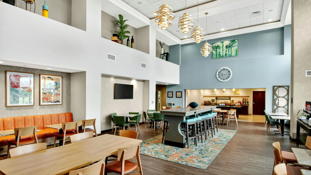 Hampton Inn & Suites Chippewa Falls