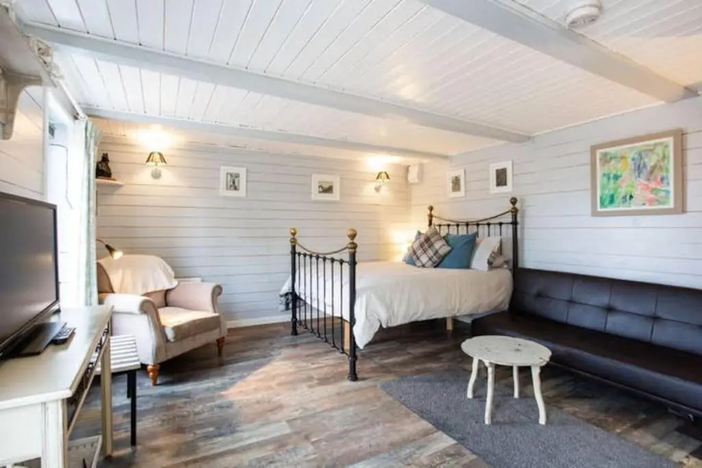 Loughview chalet