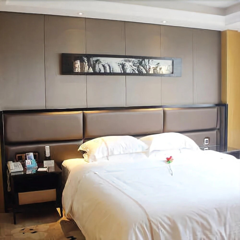 Tianhai Hotel