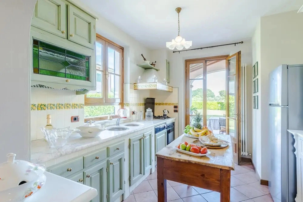 Country Home in Lucca near Tuscan Wineries