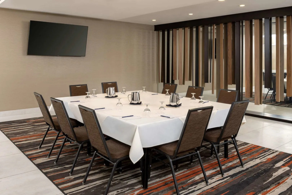 DoubleTree by Hilton San Bernardino