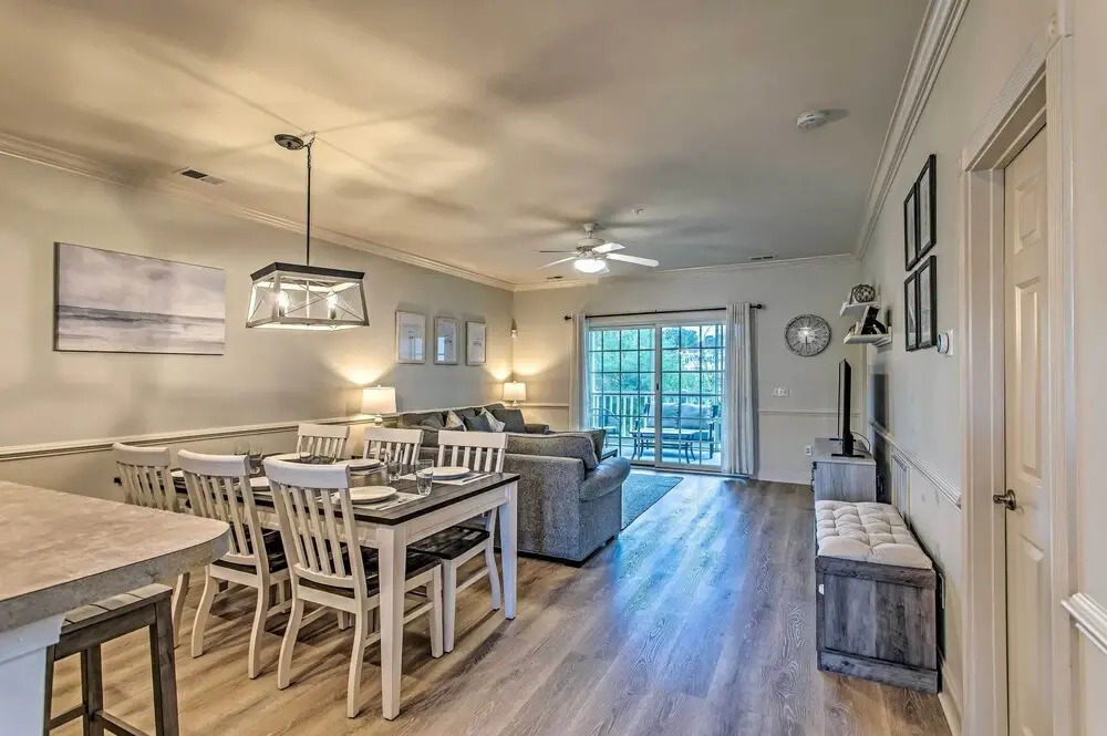 3 Mi to Myrtle Beach: Coastal Condo w/ Pool!