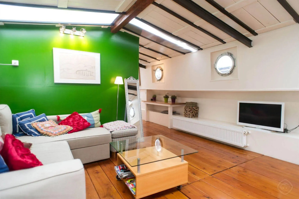 Houseboat apartments - Canal Belt East area