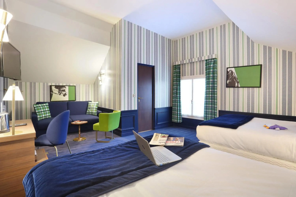 Hôtel du Cheval Blanc - Paris Marne La Vallée