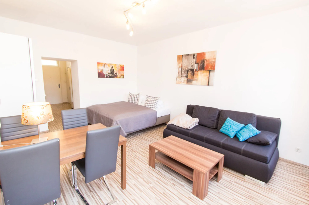 CheckVienna – Apartment Huetteldorfer Strasse