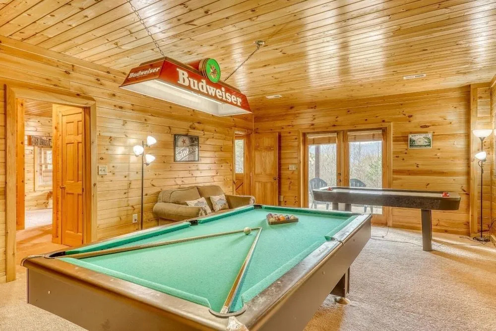 Paradise Lodge