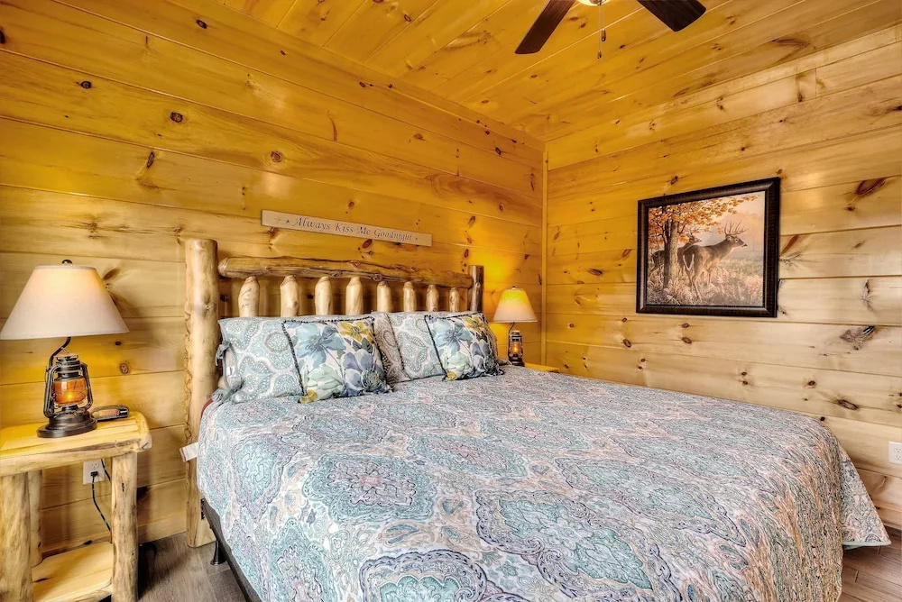 New 5K Suites Hot Tub Game Room Near Gsmnp