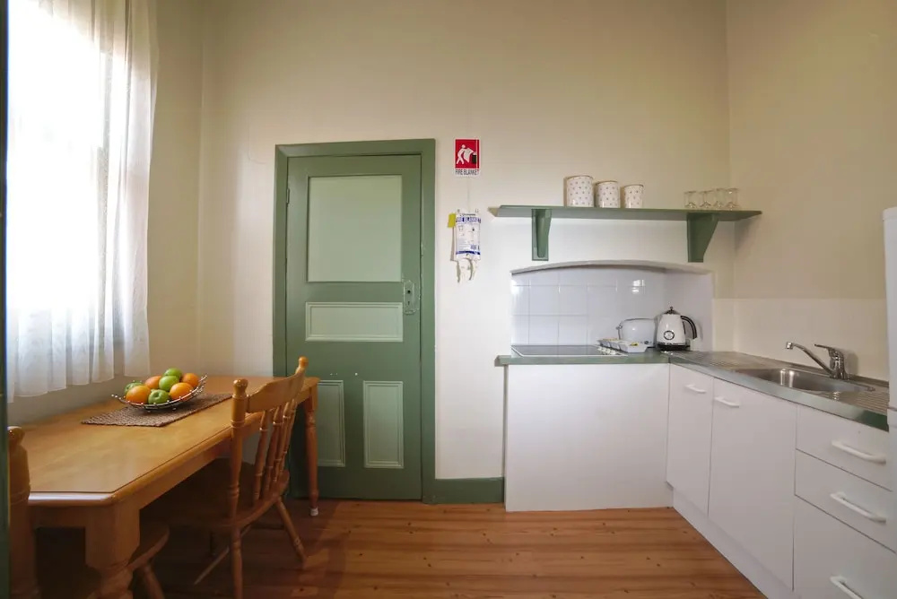 Ballarat Station Apartments Queen Studio with Spa