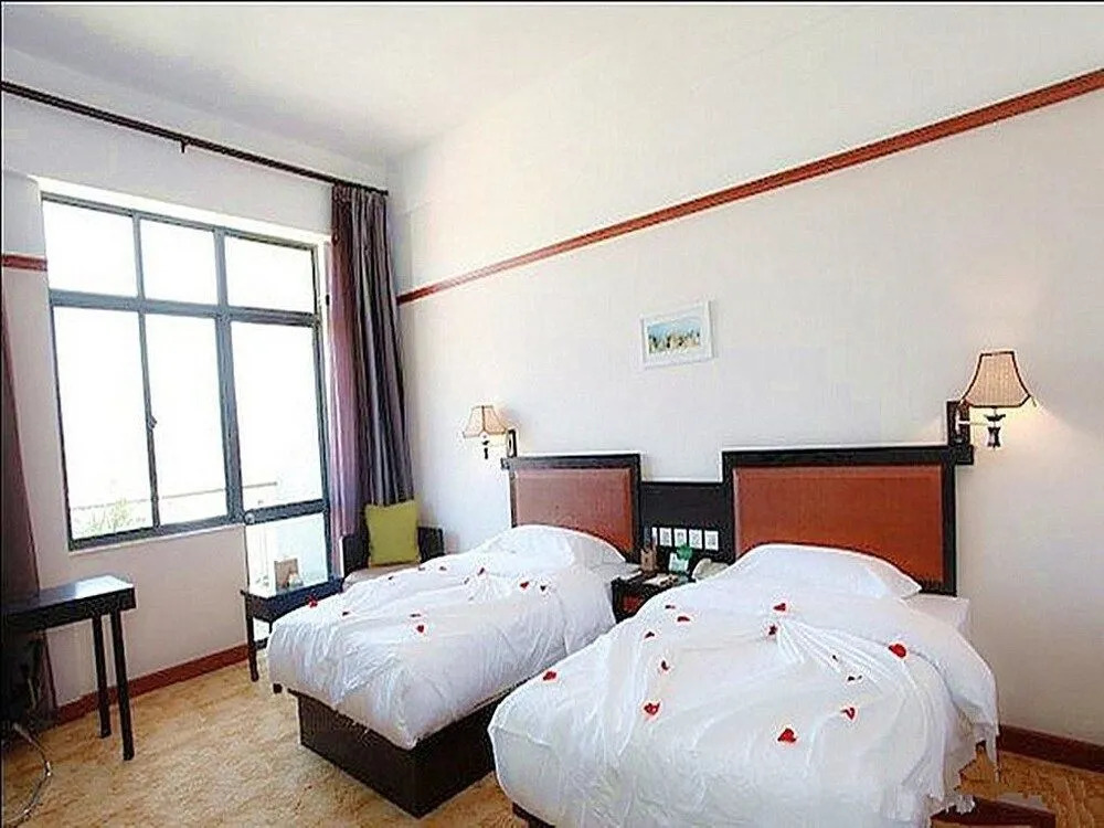 Kunming Maple Palace Hotel