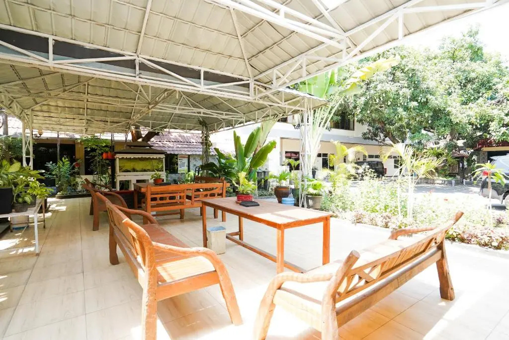 Hotel Suroyo RedPartner