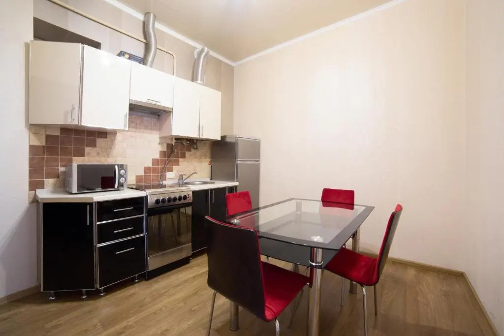 Apartment on Virmenska 3, with 2 separate bedrooms