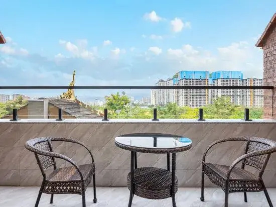 Kyriad Hotel Xishuangbanna Jinghong Mengqi Great Buddhist Temple Manhena Ancient Village Branch