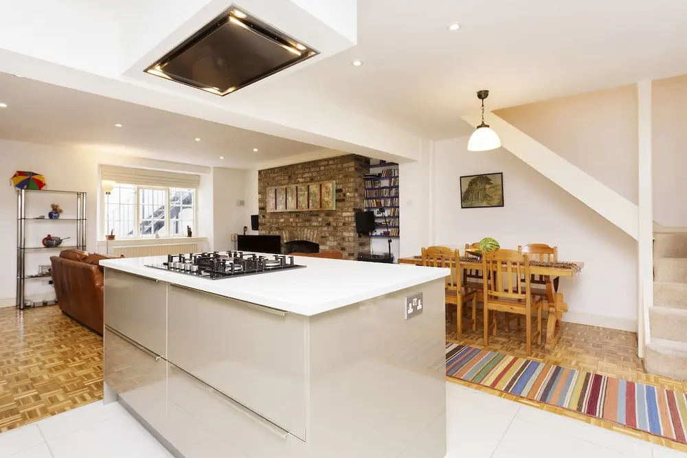 Veeve - Upper Contemporary