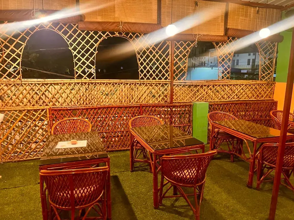 Hotel Hitam Rishikesh 2Min Walk to Parmarth Niketan Aashram ,Vanprastha Aashram